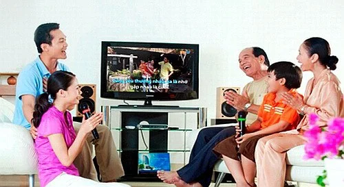 mua dàn karaoke trong dịp cuối năm