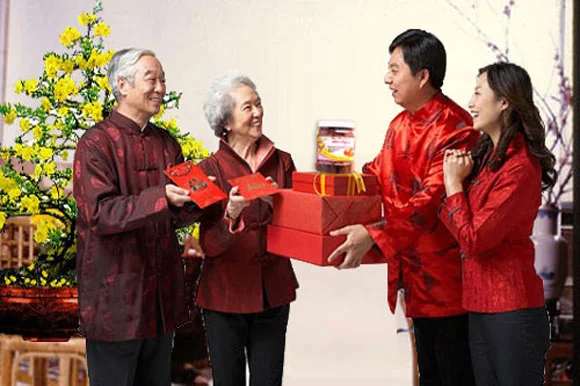tặng quà tết mang thay cho lời chúc cho người thân