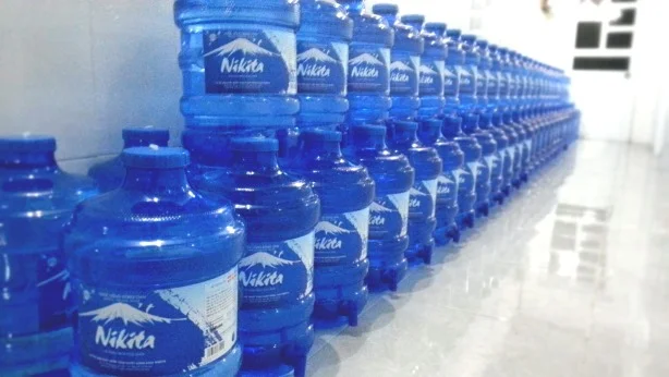 sản phẩm nước uống đóng bình nikita Nước uống đóng bình nikita