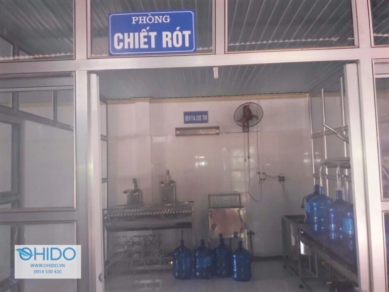 Phòng chiết rót dây chuyền lọc nước Tuấn Đạo